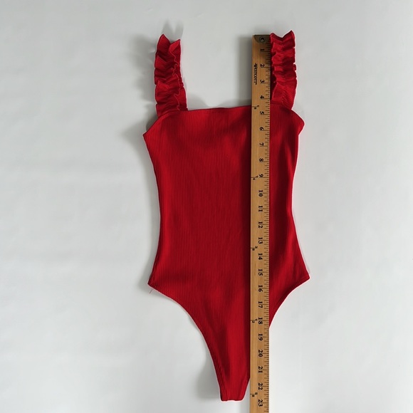 Aritzia Sunday Best bodysuit xxs - Picture 3 of 7